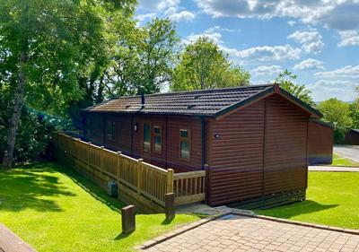 TipTree Holiday Lodge - Finlake Spa Resort in South Devon