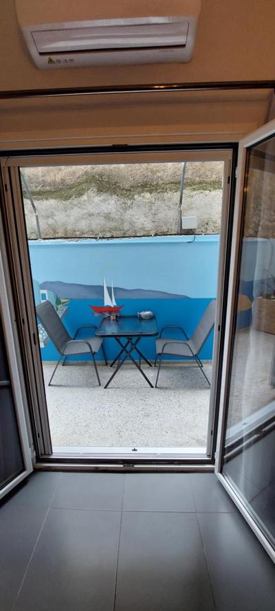 HoneyBee 3 - Cozy studio in the center of Athens