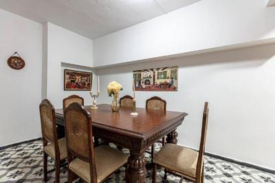 Historical 4-BR Home Steps from Beşiktaş Stadium & Bosphorus Views - Prime Nişantaşı Location!