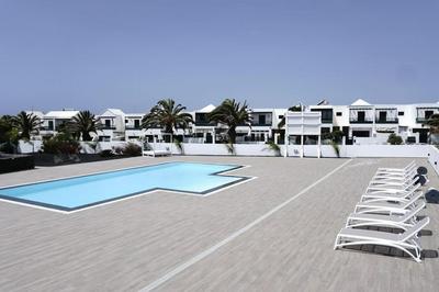 Calma House
