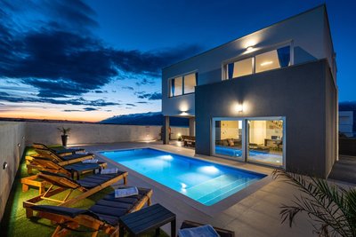 Luxury Villa Noemi