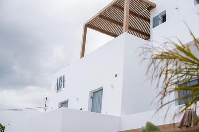 ABA Ηospitalité Paros- The Luxury Suite, Naousa, Paros