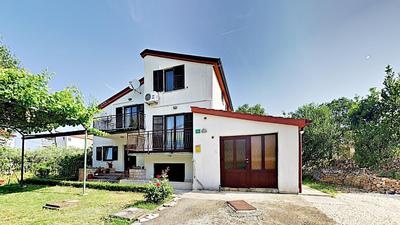 Apartment Lungera