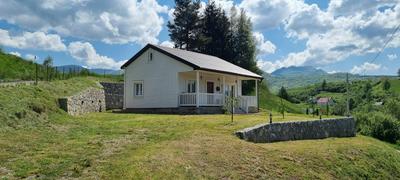 Snow White Chalet- Mountain Retreat in Kolašin