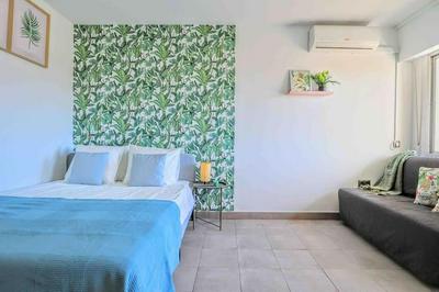 Cozy Holiday Studio Palmeras - WiFi, AC, Pool