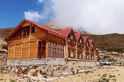 Tahpur Dağ Konağı