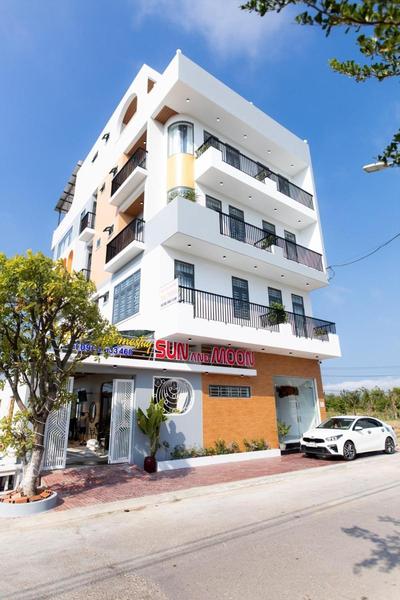 Sun and Moon Coffee and Homestay