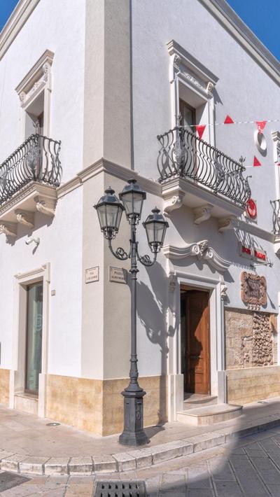 Kelina Charme Hotel by Cantine Due Palme