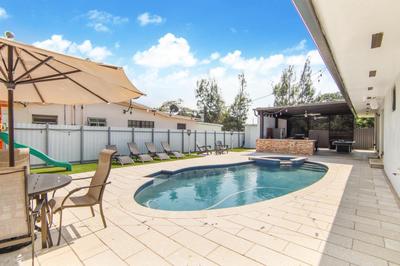 Miami House Pool Game Room BBQ L24 main