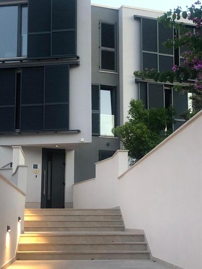 Tiffany Apartments