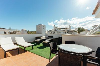 2BDR Penthouse, Los Naranjos, w/pool, 2km P.Banús