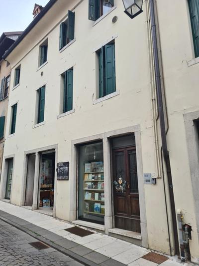 Mezzaterra 10 tourits accomodation