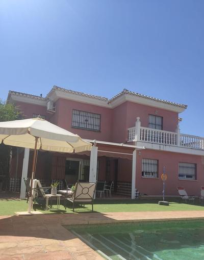 Villa 28 de julio Casa Rural con piscina en Granada