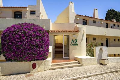 Garden Paradise, Old Town & Beach