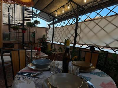 Delfino House