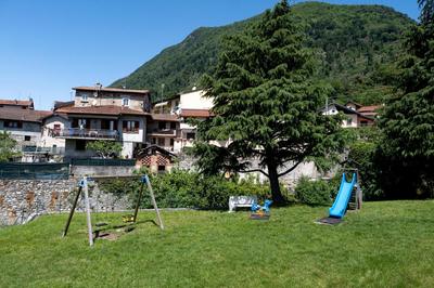 La casa sotto le cascate Lago Maggiore - IXIHOME