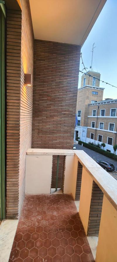 Marcora 6v luxury living apartment in Brera - 15min walk to Duomo