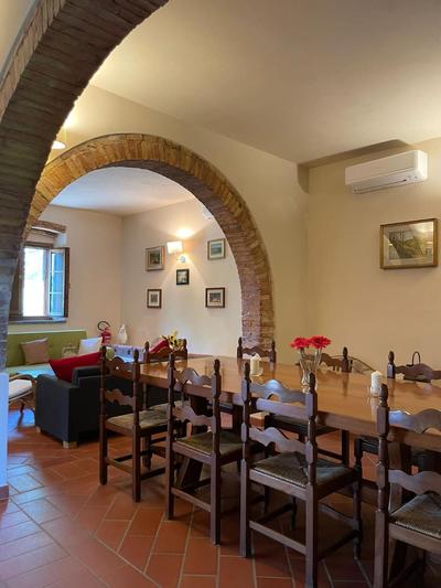 Podere I Sorbi, Spacious Tuscan Villa in Lajatico, Near Pisa & Volterra