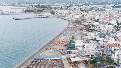 SeaSTAR Beach Apartments