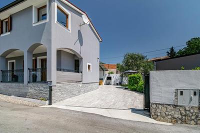 Holiday House Ulika near Pula - Pet Friendly
