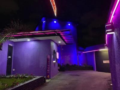 Refugius Motel