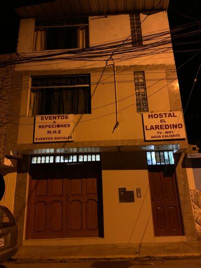 Hostal El Laredino