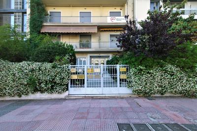 Best neighbourhood apartment in Athens near metro station & hospitals