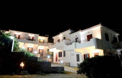 Timoklis Mezonette - In Agios Kirikos