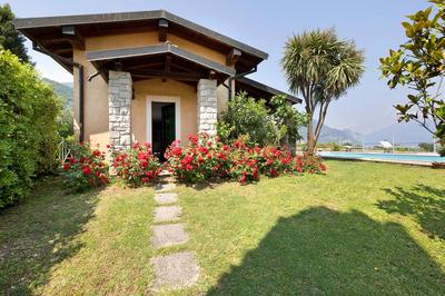 Villa Corneghe with pool