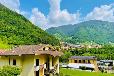 6 posti letto, Pace tra le Vallate Alpine