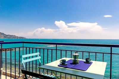 Mari Sea Home