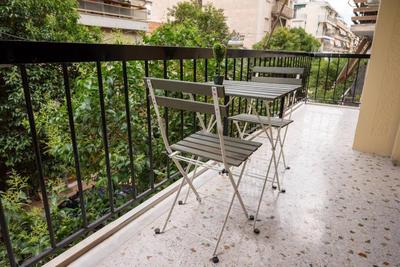 The Athenian Hideaway 2- Bedroom apartment in Thiseio