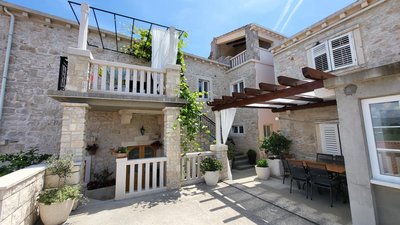 Stone House Apartments Didini Dvori Lumbarda