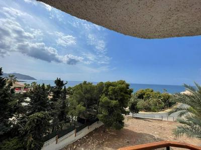 Cosy Spanish sea view apartment