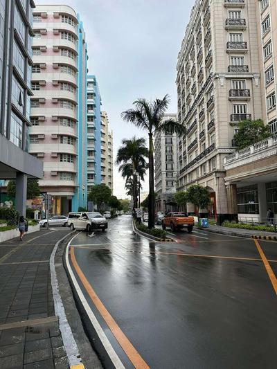 NAIA Terminal 3 Insane Interior, Be the Boss