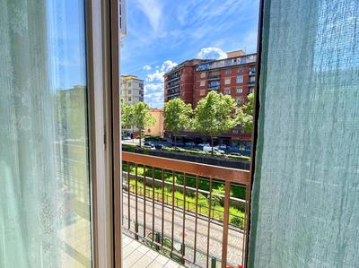 Big Apartment with Free Parking