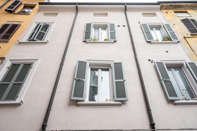 GuestHost - Historical Centre Olive Apartment