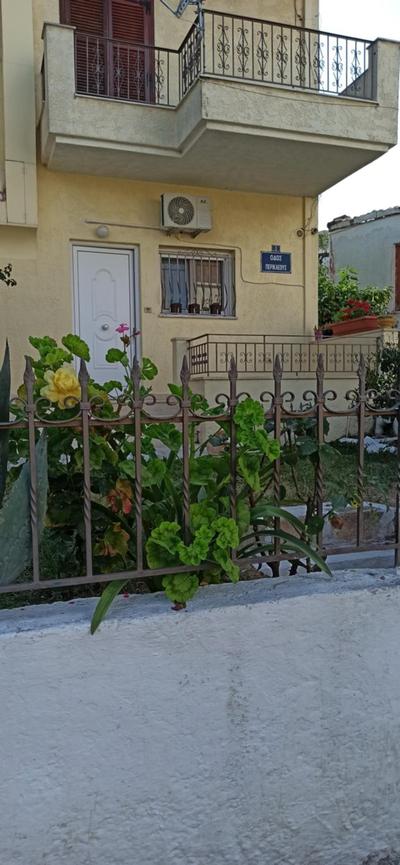 marianthi's apartment