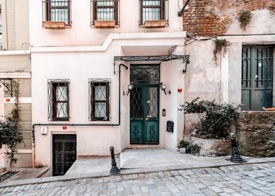 Homie Suites - Modern Apartments Nearby Istıklal Street & Galata Tower