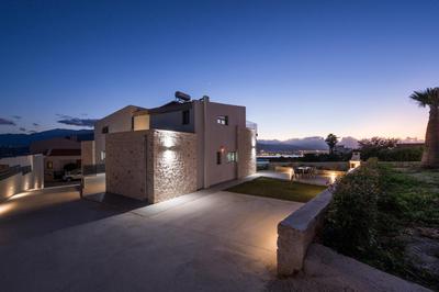 Jarko Luxury Houses