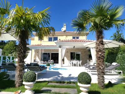 Villa Santo