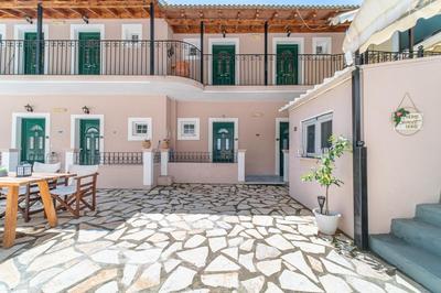 Spyridoula Studio 13