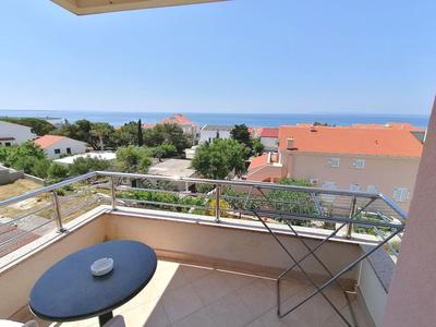 Splendid Sea View Apartment Tom