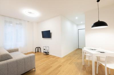 Just Urban Stays - Design Apartment in the Heart of Bologna