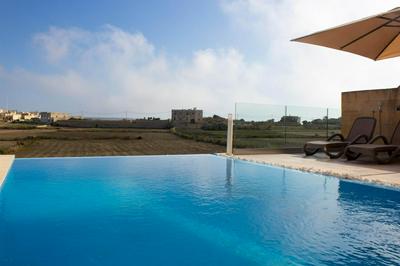 Kenn Holiday Home