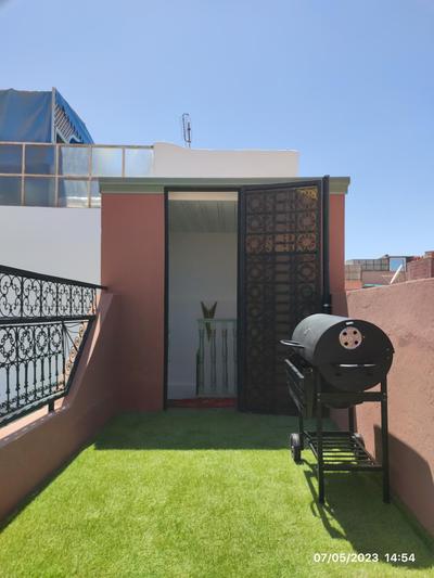 Boutique Riad Prive, Patio Vert & Design Rooftop, 4 Pers, Wi-Fi