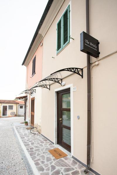 The Bricks B&B Free Parking