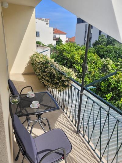 Apartment 3M