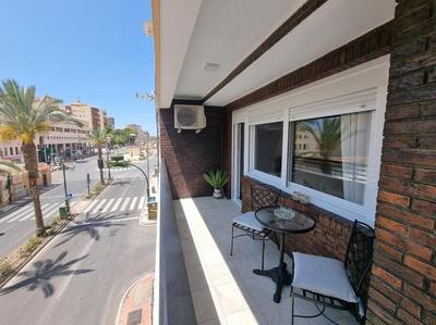 Santa Monica Suites, 2 hab con terraza, parking y playa a 5 min a pie