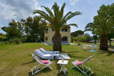 Ariadni Sidari Beach House